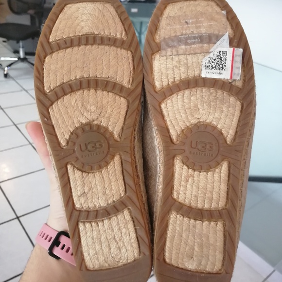 Ugg loafers - Picture 6 of 8